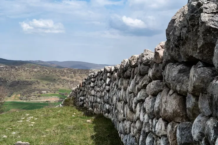 Commercial retaining wall solutions